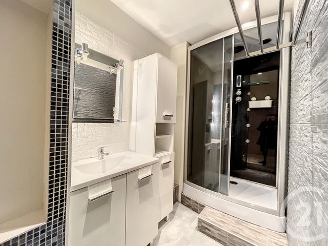 Appartement F3 à louer - 3 pièces - 65 m2 - La Chapelle St Luc - 10 - CHAMPAGNE-ARDENNE