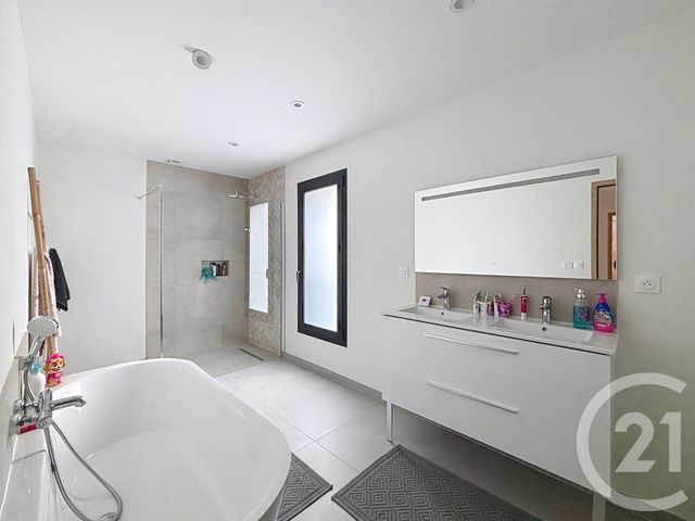 Maison à vendre - 8 pièces - 162 m2 - St Andre Les Vergers - 10 - CHAMPAGNE-ARDENNE