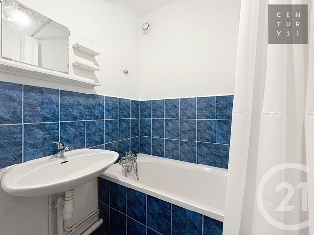 Appartement T1 &agrave; vendre - 1 pi&egrave;ce - 26,88 m2 - St Julien Les Villas - 10 - CHAMPAGNE-ARDENNE