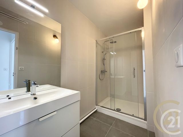 Appartement à louer - 4 pièces - 73,80 m2 - Troyes - 10 - CHAMPAGNE-ARDENNE