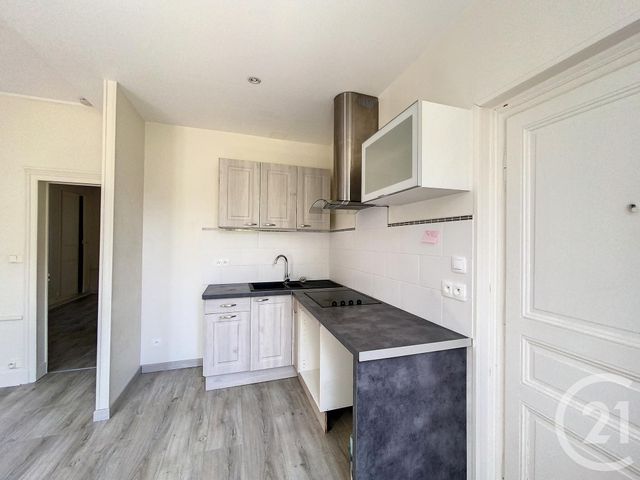 Appartement F2 &agrave; louer - 2 pi&egrave;ces - 45 m2 - Ste Savine - 10 - CHAMPAGNE-ARDENNE