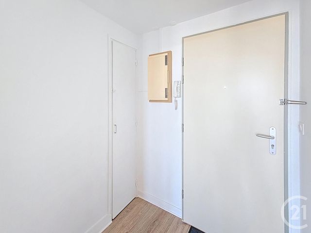 Appartement F1 &agrave; louer - 1 pi&egrave;ce - 27,11 m2 - Troyes - 10 - CHAMPAGNE-ARDENNE