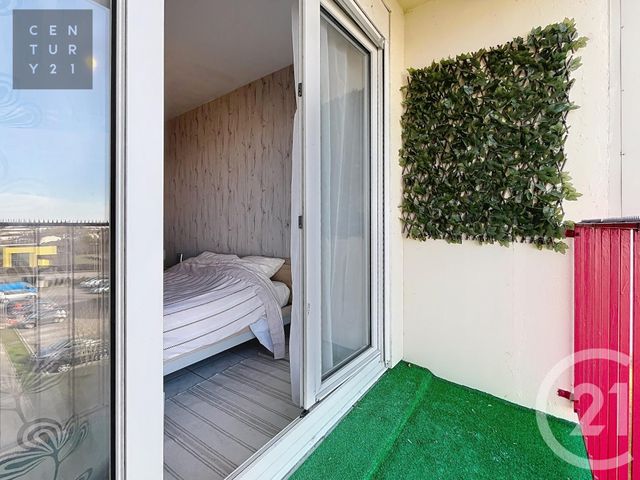 Appartement &agrave; vendre - 4 pi&egrave;ces - 80,01 m2 - La Chapelle St Luc - 10 - CHAMPAGNE-ARDENNE