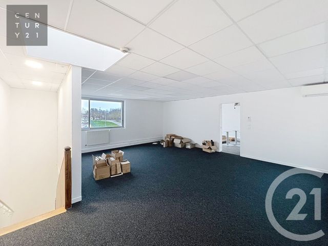 Local commercial à louer - 650.0 m2 - 10 - Aube