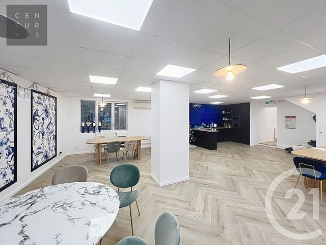 Local commercial à louer - 650.0 m2 - 10 - Aube