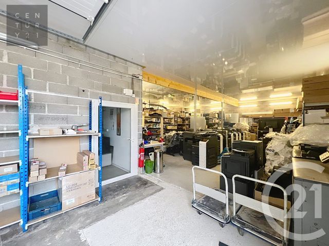 Local commercial à louer - 650.0 m2 - 10 - Aube