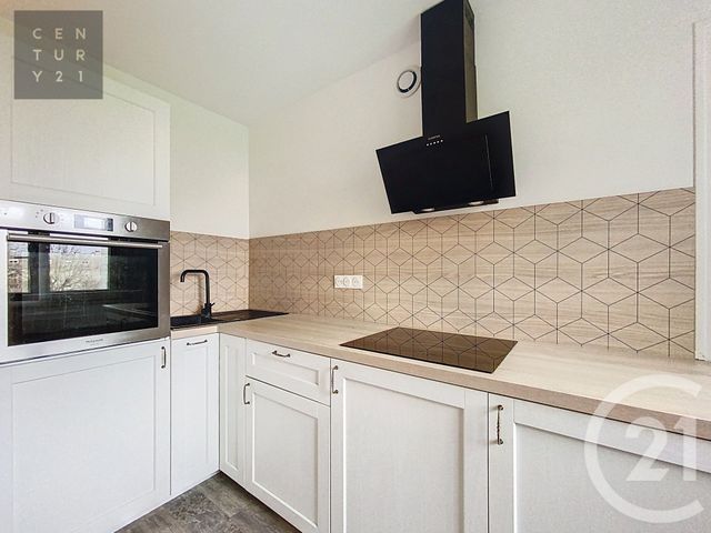 Appartement T2 &agrave; louer - 2 pi&egrave;ces - 53,68 m2 - La Chapelle St Luc - 10 - CHAMPAGNE-ARDENNE