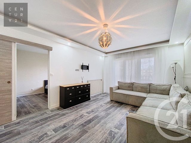 Appartement T2 &agrave; louer - 2 pi&egrave;ces - 53,68 m2 - La Chapelle St Luc - 10 - CHAMPAGNE-ARDENNE