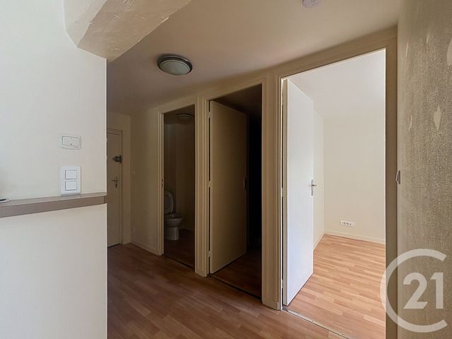 Appartement &agrave; louer - 2 pi&egrave;ces - 54 m2 - Troyes - 10 - CHAMPAGNE-ARDENNE