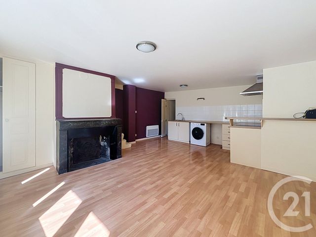 Appartement &agrave; louer - 2 pi&egrave;ces - 54 m2 - Troyes - 10 - CHAMPAGNE-ARDENNE