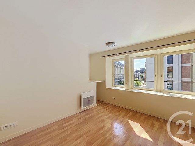 Appartement &agrave; louer - 2 pi&egrave;ces - 54 m2 - Troyes - 10 - CHAMPAGNE-ARDENNE