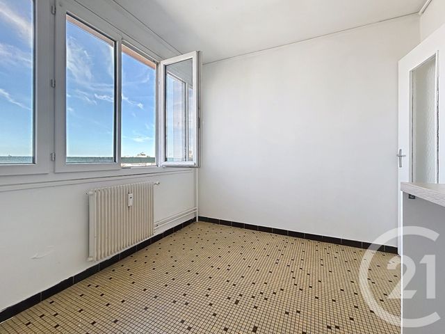 Appartement F3 &agrave; louer - 3 pi&egrave;ces - 65 m2 - Troyes - 10 - CHAMPAGNE-ARDENNE