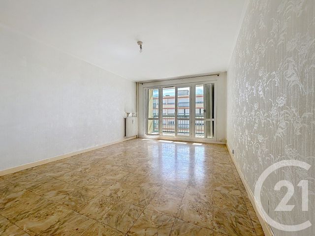 Appartement F3 &agrave; louer - 3 pi&egrave;ces - 65 m2 - Troyes - 10 - CHAMPAGNE-ARDENNE