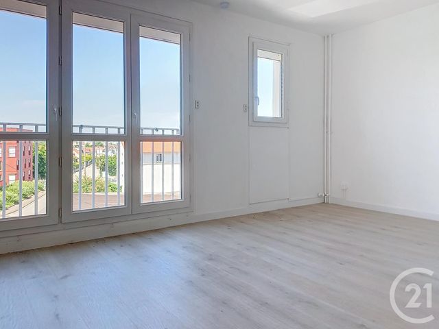 Appartement F1 &agrave; louer - 1 pi&egrave;ce - 26,50 m2 - St Julien Les Villas - 10 - CHAMPAGNE-ARDENNE