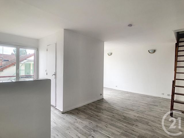 Appartement F4 &agrave; louer - 4 pi&egrave;ces - 50 m2 - Troyes - 10 - CHAMPAGNE-ARDENNE