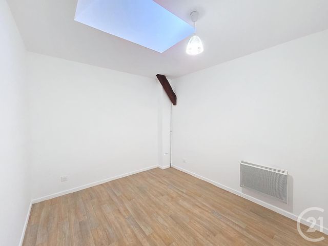 Appartement F4 &agrave; louer - 4 pi&egrave;ces - 84,60 m2 - Troyes - 10 - CHAMPAGNE-ARDENNE