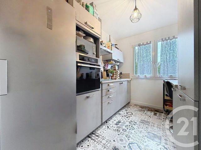 Appartement &agrave; vendre - 3 pi&egrave;ces - 64 m2 - Ste Savine - 10 - CHAMPAGNE-ARDENNE