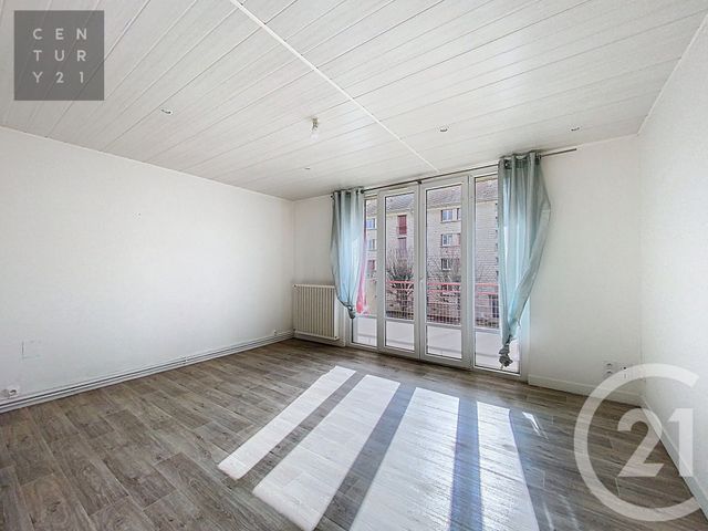 Appartement F3 &agrave; louer - 3 pi&egrave;ces - 55 m2 - La Chapelle St Luc - 10 - CHAMPAGNE-ARDENNE