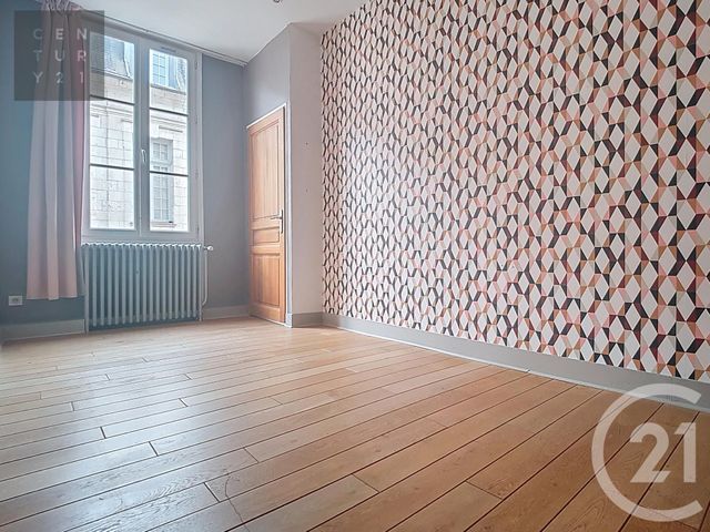 Appartement F4 &agrave; vendre - 5 pi&egrave;ces - 104,50 m2 - 10 - CHAMPAGNE-ARDENNE