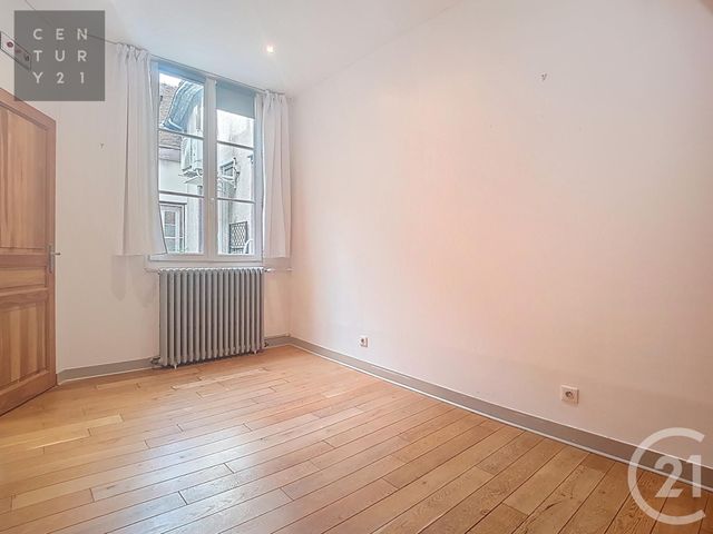 Appartement F4 &agrave; vendre - 5 pi&egrave;ces - 104,50 m2 - 10 - CHAMPAGNE-ARDENNE