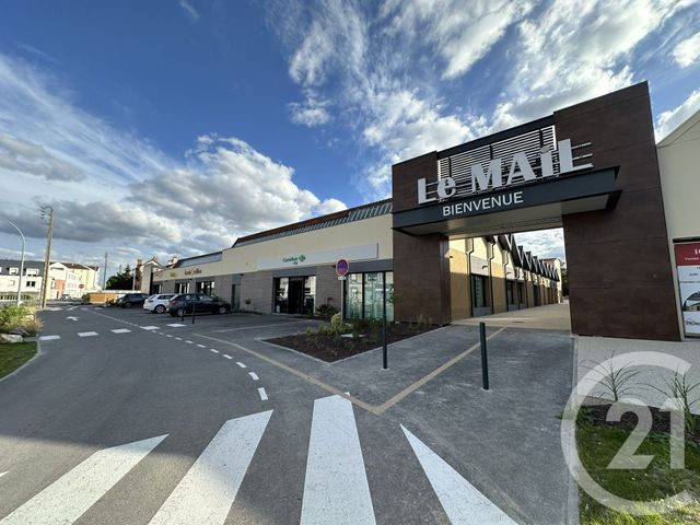 Local commercial à louer - 142.0 m2 - 10 - Aube