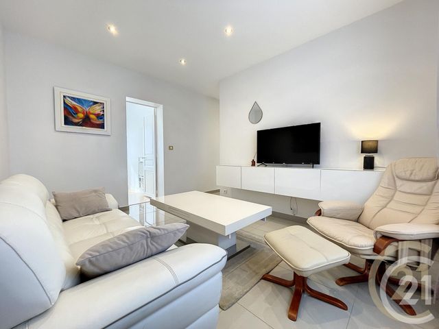 Appartement T3 &agrave; louer - 3 pi&egrave;ces - 47,30 m2 - Troyes - 10 - CHAMPAGNE-ARDENNE