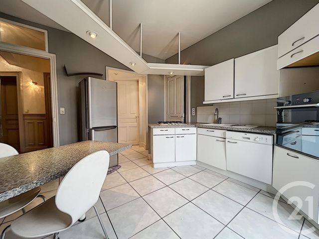 Appartement &agrave; louer - 5 pi&egrave;ces - 115 m2 - Troyes - 10 - CHAMPAGNE-ARDENNE