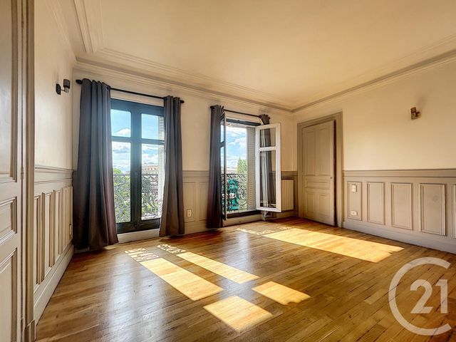 Appartement &agrave; louer - 5 pi&egrave;ces - 115 m2 - Troyes - 10 - CHAMPAGNE-ARDENNE