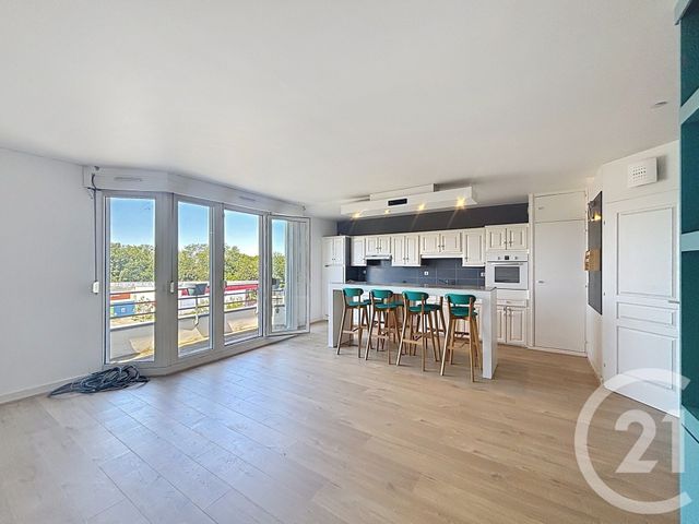 Appartement &agrave; louer - 3 pi&egrave;ces - 76,38 m2 - St Andre Les Vergers - 10 - CHAMPAGNE-ARDENNE