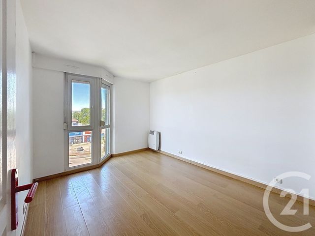 Appartement &agrave; louer - 3 pi&egrave;ces - 76,38 m2 - St Andre Les Vergers - 10 - CHAMPAGNE-ARDENNE