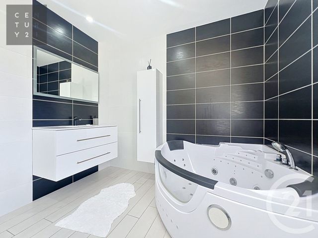 Maison &agrave; vendre - 5 pi&egrave;ces - 133,57 m2 - St Andre Les Vergers - 10 - CHAMPAGNE-ARDENNE