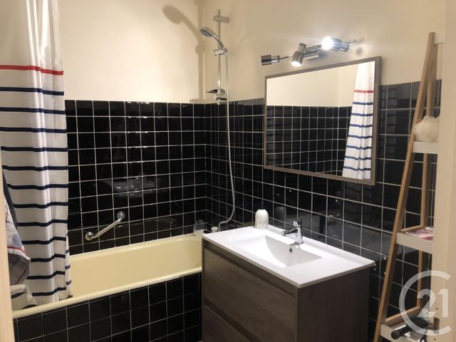 Appartement F3 &agrave; louer - 3 pi&egrave;ces - 65 m2 - Troyes - 10 - CHAMPAGNE-ARDENNE