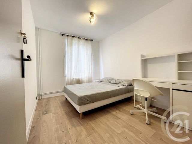 Appartement T4 &agrave; louer - 4 pi&egrave;ces - 67 m2 - Troyes - 10 - CHAMPAGNE-ARDENNE