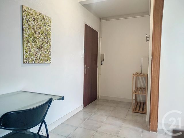 Appartement F1 &agrave; louer - 1 pi&egrave;ce - 44 m2 - St Julien Les Villas - 10 - CHAMPAGNE-ARDENNE