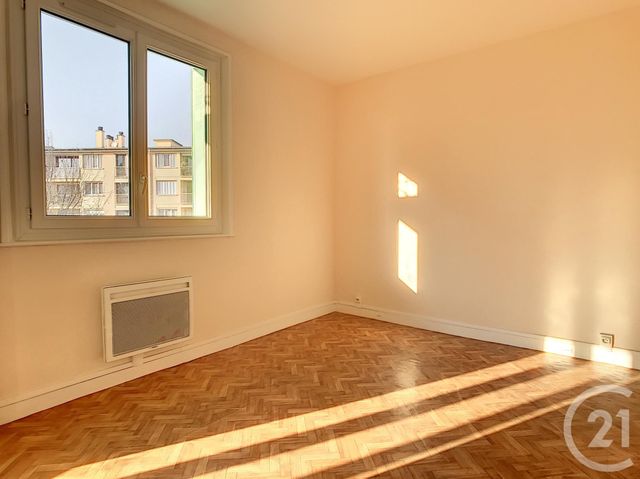 Appartement F4 &agrave; louer - 4 pi&egrave;ces - 61 m2 - Troyes - 10 - CHAMPAGNE-ARDENNE