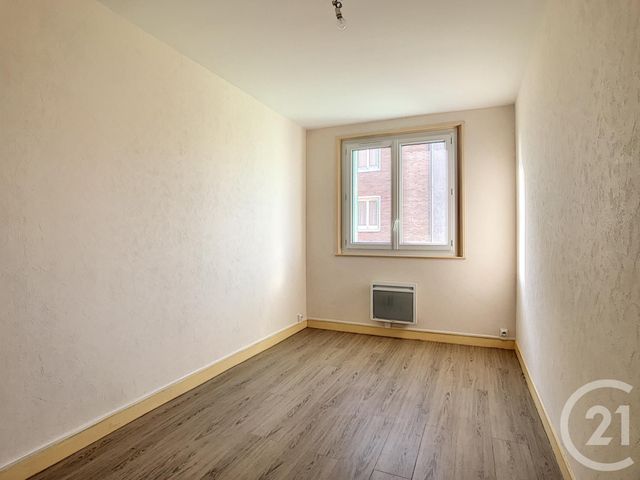 Appartement F4 &agrave; louer - 4 pi&egrave;ces - 61 m2 - Troyes - 10 - CHAMPAGNE-ARDENNE