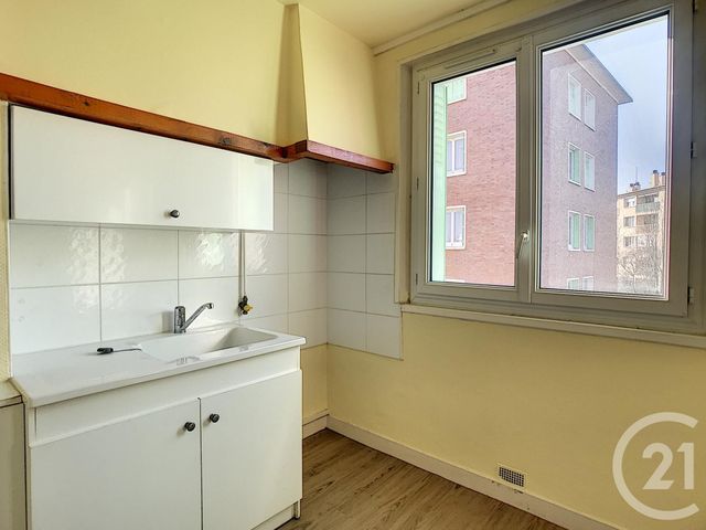 Appartement F4 &agrave; louer - 4 pi&egrave;ces - 61 m2 - Troyes - 10 - CHAMPAGNE-ARDENNE
