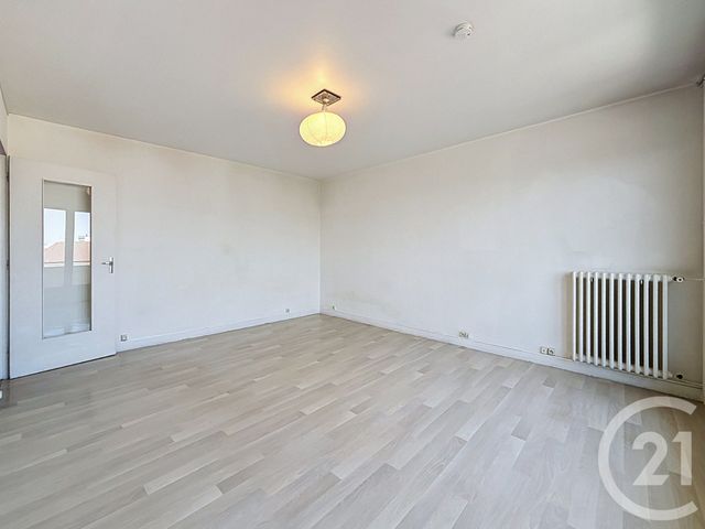 Appartement F1 &agrave; louer - 1 pi&egrave;ce - 45 m2 - Troyes - 10 - CHAMPAGNE-ARDENNE
