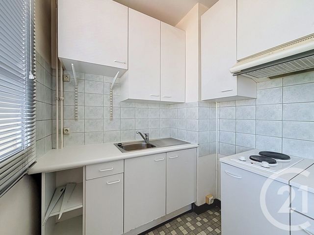 Appartement F1 &agrave; louer - 1 pi&egrave;ce - 45 m2 - Troyes - 10 - CHAMPAGNE-ARDENNE