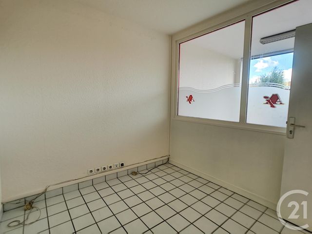 Local commercial à louer - 30.0 m2 - 10 - Aube