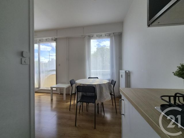 Appartement Studio &agrave; louer - 1 pi&egrave;ce - 41 m2 - Troyes - 10 - CHAMPAGNE-ARDENNE