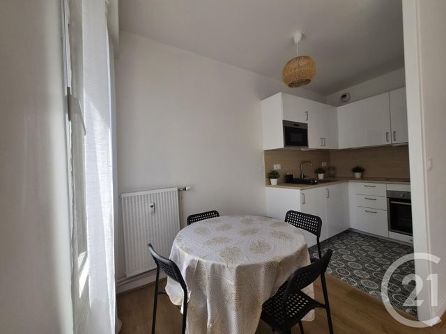 Appartement Studio &agrave; louer - 1 pi&egrave;ce - 41 m2 - Troyes - 10 - CHAMPAGNE-ARDENNE