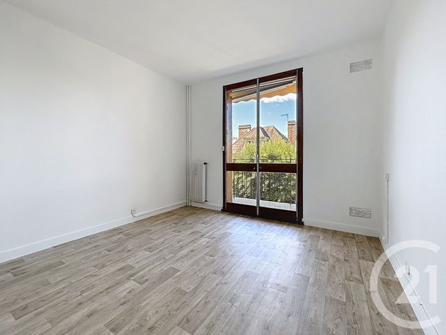 Appartement &agrave; louer - 2 pi&egrave;ces - 53 m2 - Troyes - 10 - CHAMPAGNE-ARDENNE