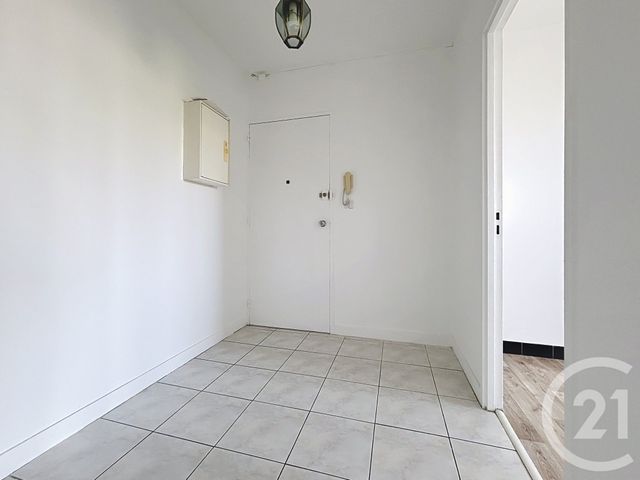 Appartement &agrave; louer - 2 pi&egrave;ces - 53 m2 - Troyes - 10 - CHAMPAGNE-ARDENNE