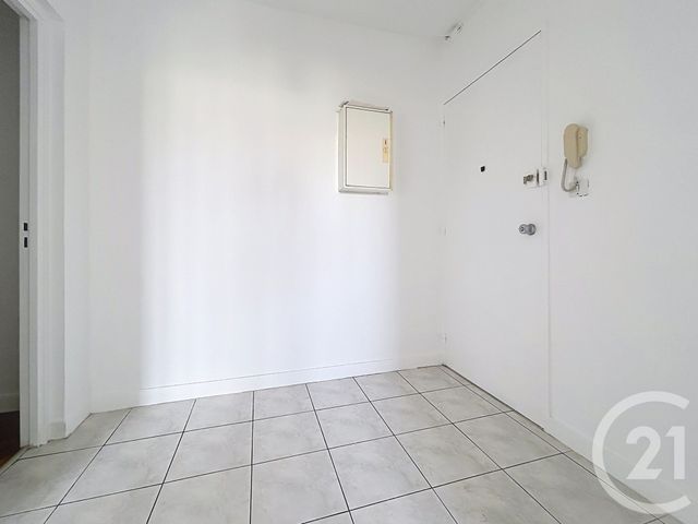 Appartement &agrave; louer - 2 pi&egrave;ces - 53 m2 - Troyes - 10 - CHAMPAGNE-ARDENNE