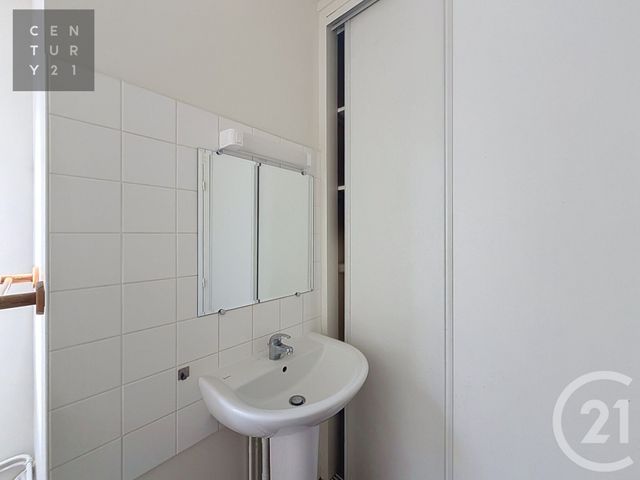 Appartement T3 &agrave; louer - 3 pi&egrave;ces - 62,81 m2 - Troyes - 10 - CHAMPAGNE-ARDENNE