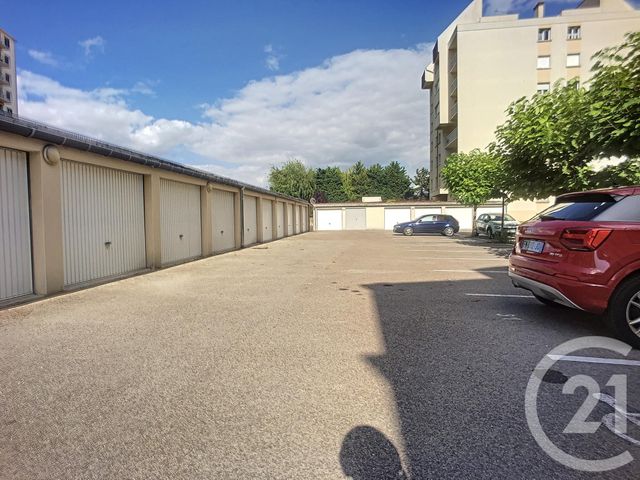 Appartement F4 &agrave; louer - 4 pi&egrave;ces - 90 m2 - Troyes - 10 - CHAMPAGNE-ARDENNE