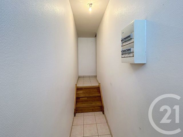Appartement F2 &agrave; louer - 2 pi&egrave;ces - 40,75 m2 - Ste Savine - 10 - CHAMPAGNE-ARDENNE