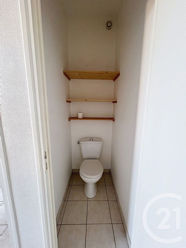 Appartement F2 &agrave; louer - 2 pi&egrave;ces - 40,75 m2 - Ste Savine - 10 - CHAMPAGNE-ARDENNE