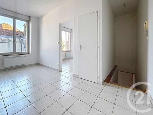 Appartement F2 &agrave; louer - 2 pi&egrave;ces - 40,75 m2 - Ste Savine - 10 - CHAMPAGNE-ARDENNE